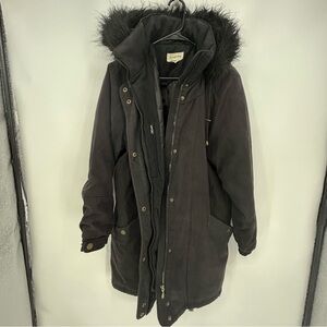St. John’s Bay Women’s Black Hooded Parka with Faux Fur Trim Size Petite Large